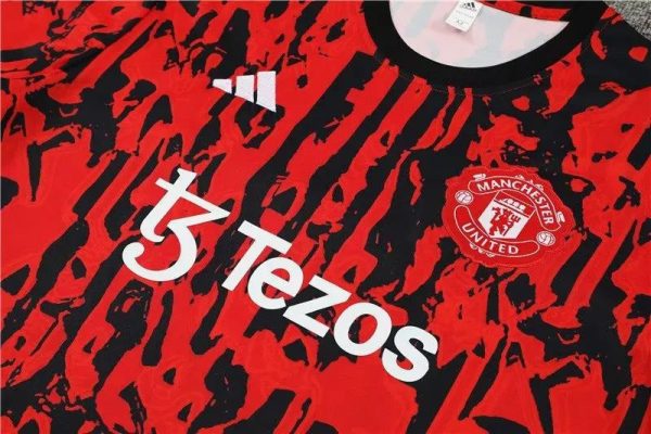 Kit maillot manchester united 2023 2024