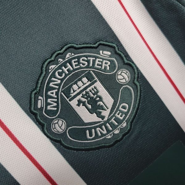 Manchester united 2023 2024 maillot extérieur