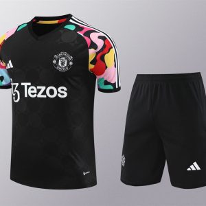 Kit maillot Manchester United 2024 2025