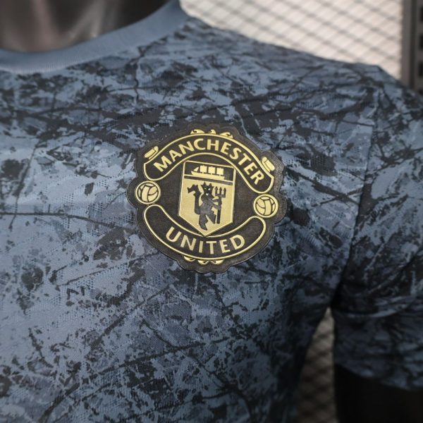 Manchester united maillot concept  2024 2025