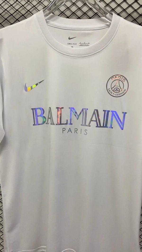 Paris maillot foot  balmain blanc 2024 2025