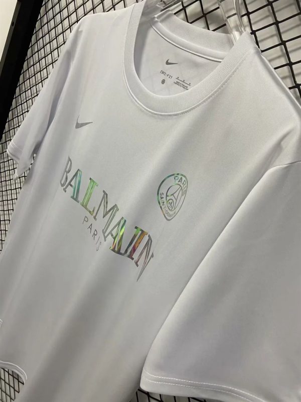 Paris maillot foot  balmain blanc 2024 2025