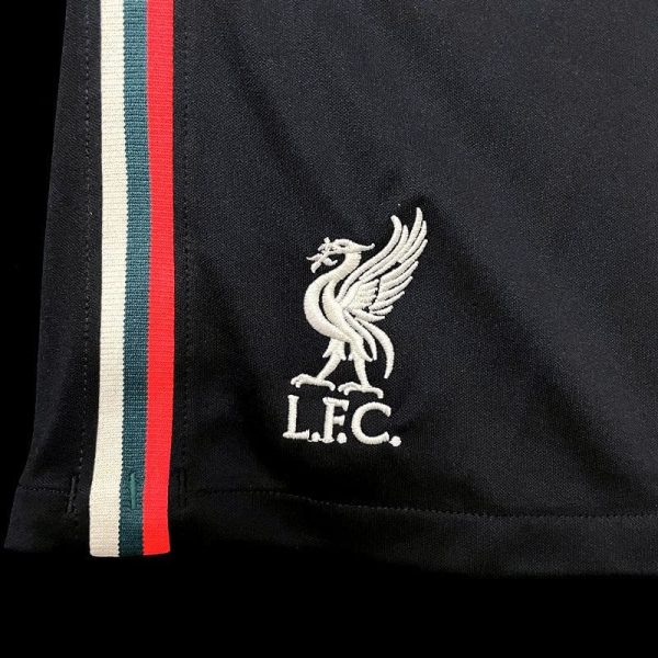 Short de football liverpool 2021/22