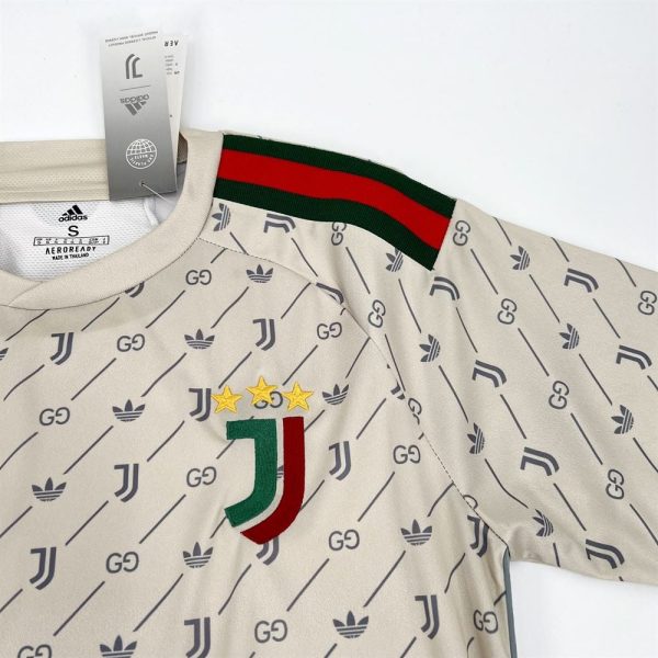 Juventus maillot foot 2024 2025 concept gucci