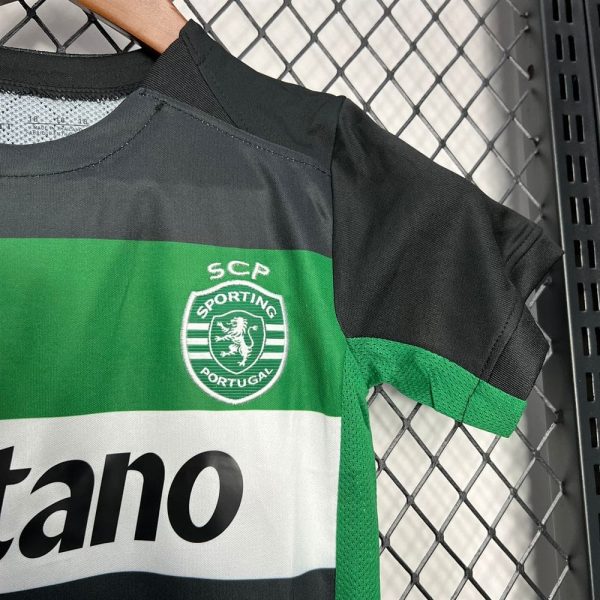 Kit enfant sporting portugal 2024 2025 domicile