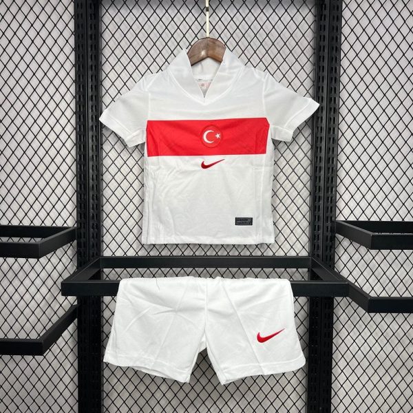 Kit enfant turquie 2024 2025