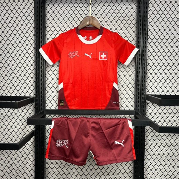 Kit enfant suisse 2024 2025