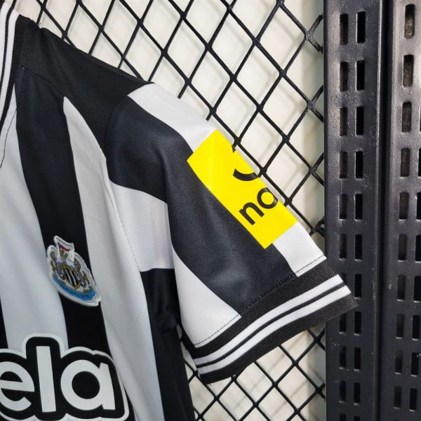 Kit enfant newcastle 2023 2024