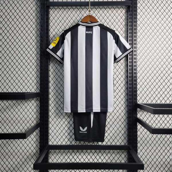 Kit enfant newcastle 2023 2024