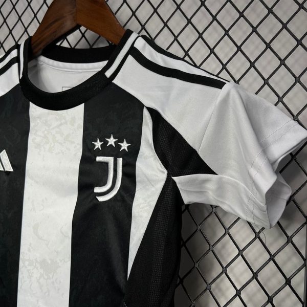 Kit enfant juventus 2024 2025