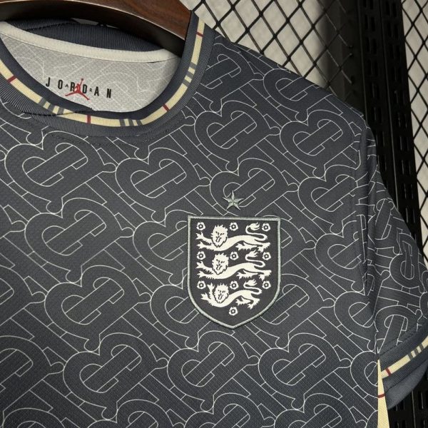 Angleterre maillot foot concept burberry 2024 2025