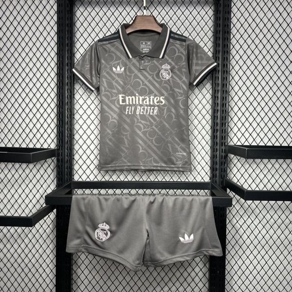 Kit enfant real madrid