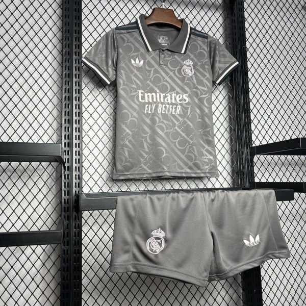 Kit enfant real madrid