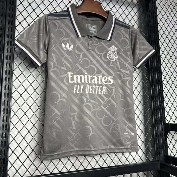 Kit enfant real madrid