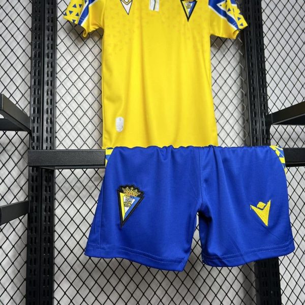 Kit enfant cadiz 2024 2025