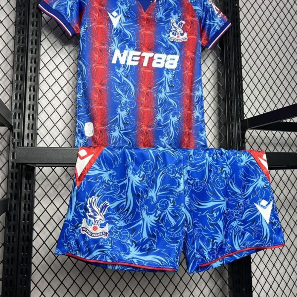 Kit enfant crystal palace 2024 2025