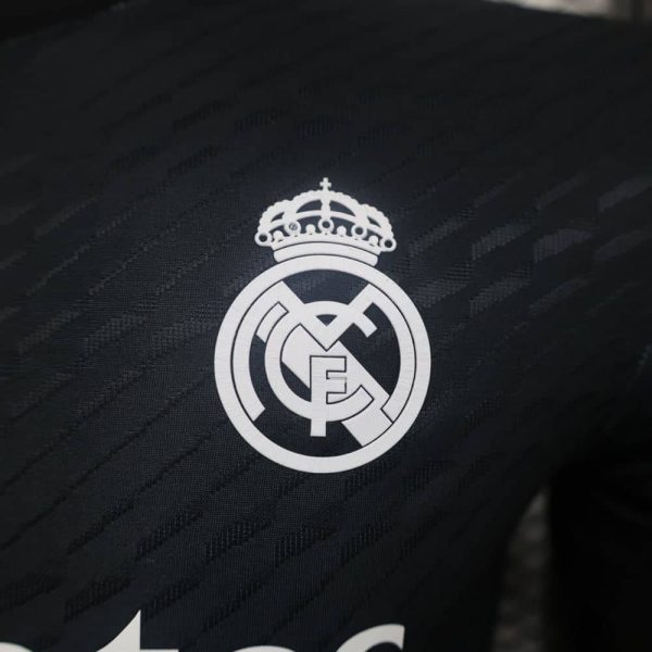 Real madrid maillot foot y3 noir 2024 2025