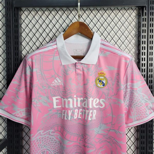 Real madrid maillot concept rose