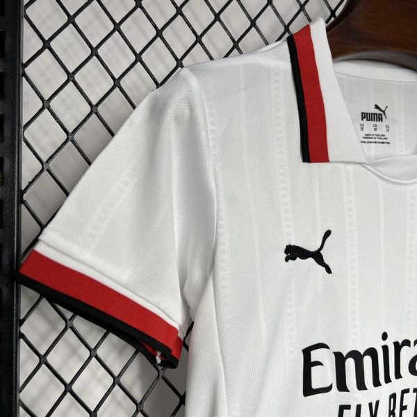 Kit enfant ac milan extérieur 2024 2025