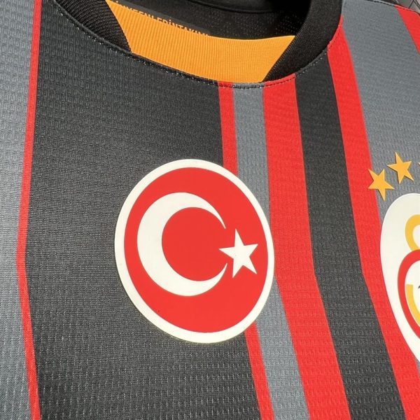 Galatasaray maillot foot extérieur 2024 2025