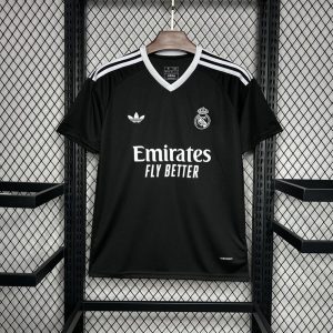 Real Madrid maillot foot entraînement 2024 2025