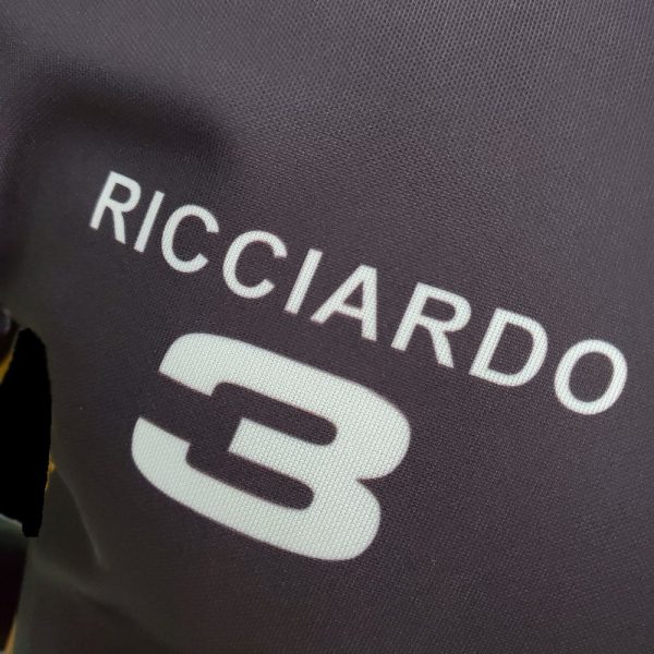 Formule 1 maillot mclaren ricciardo 2022