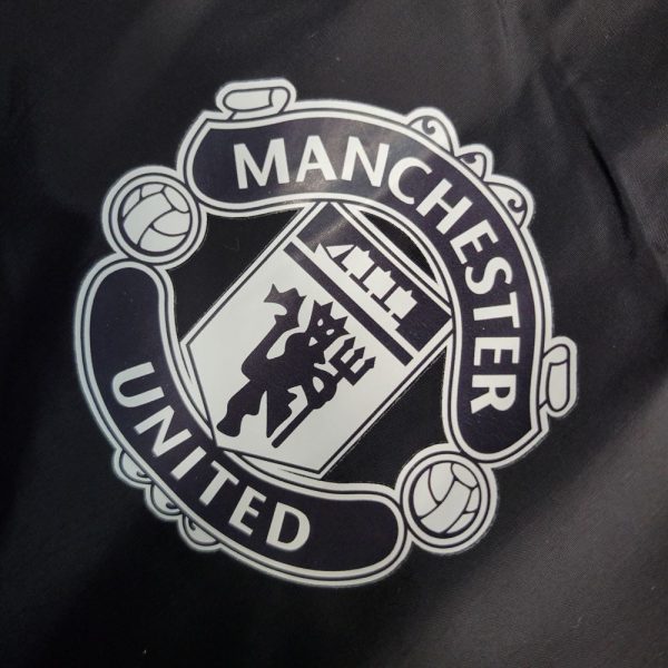 Veste / survêtement manchester united 2023 2024