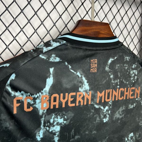 Bayern munich maillot foot extérieur 2024 2025